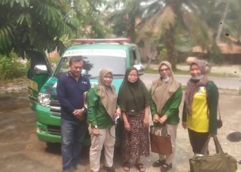 Dokter Maju Singkut Jemput Bola, Layani Pengobatan Gratis Warga Desa Payolebar